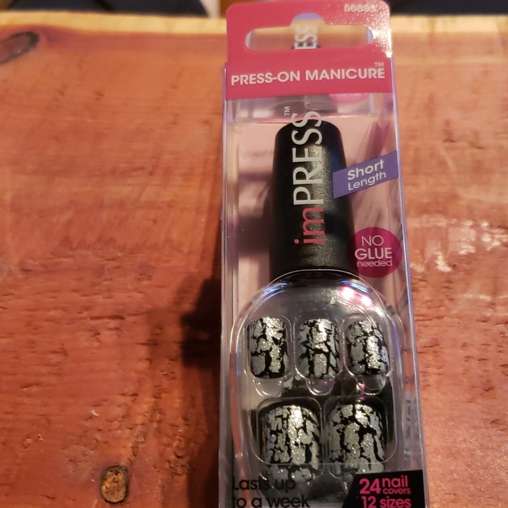 5/$25 imPRESS PRESS-ON NAILS SHORT LENGTH NEW